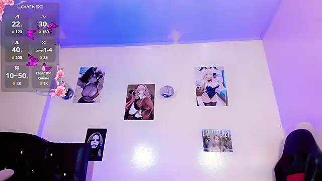 Elissa taylor  online show from October 31, 2025, 7:10 pm