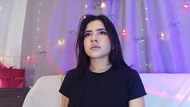 adara johnson   online show from February 12, 2026, 11:43 am