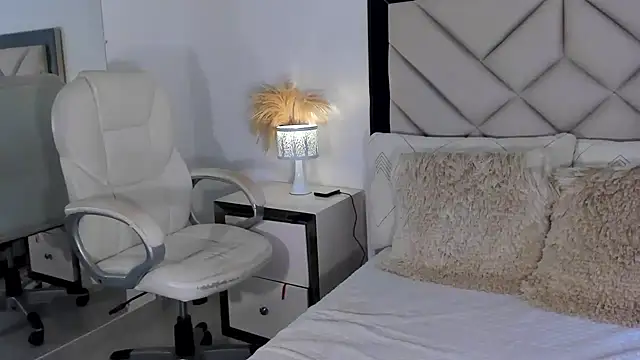 alexa tobar online show from April 18, 2026, 7:07 pm