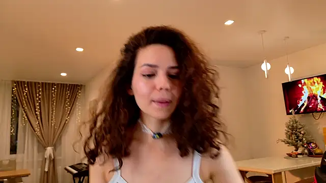 AngellaRoss online show from December 4, 2025, 7:02 pm