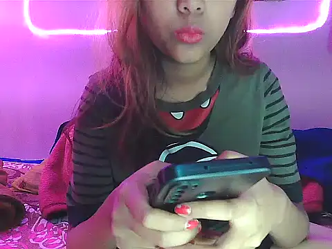 Snapshot of your_Shanvi chatting on February 6, 2025, 4:58 pm your Shanvi online show from February 6, 2025, 4:58 pm