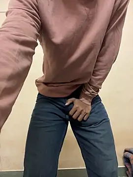 Snapshot of Shona5768 chatting on February 4, 2026, 8:20 am Shona5768 online show from February 4, 2026, 8:20 am