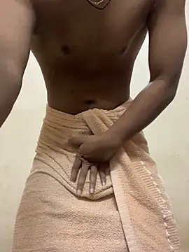 Snapshot of Shona5768 chatting on December 19, 2025, 4:38 am Shona5768 online show from December 19, 2025, 4:38 am