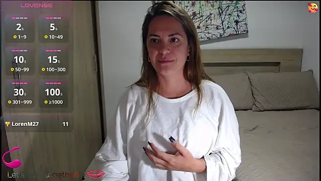 ParisW online show from January 14, 2026, 12:03 am