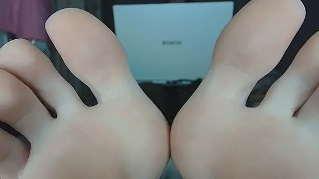 AgnesMillerS online show from April 7, 2026, 9:11 am