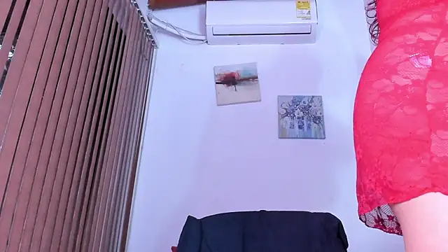 alondrabigtits online show from March 22, 2026, 11:12 am