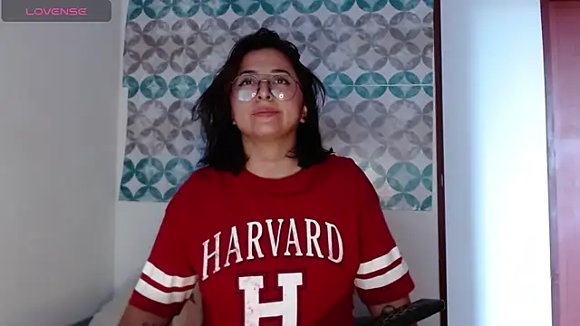 Aria smith01 online show from September 18, 2025, 1:47 pm