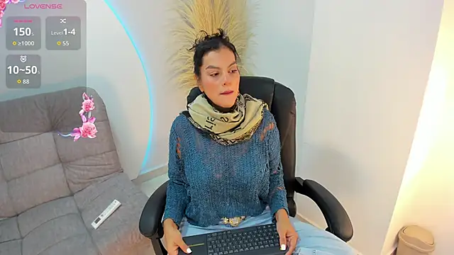 Snapshot of Ada_Monroe10 chatting on September 9, 2025, 1:09 pm Ada Monroe10 online show from September 9, 2025, 1:09 pm
