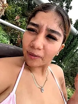 tifanyhills  online show from October 6, 2025, 3:24 pm