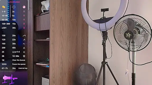 Snapshot of Alba_Olimpo chatting on March 3, 2026, 5:20 pm Alba Olimpo online show from March 3, 2026, 5:20 pm