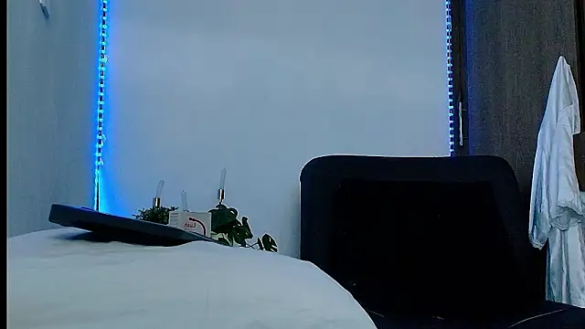 Snapshot of Alba_Olimpo chatting on February 17, 2026, 4:59 pm Alba Olimpo online show from February 17, 2026, 4:59 pm