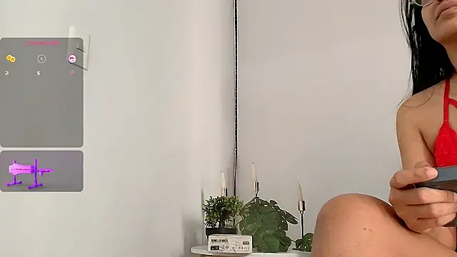 Snapshot of Alba_Olimpo chatting on February 25, 2026, 5:13 pm Alba Olimpo online show from February 25, 2026, 5:13 pm