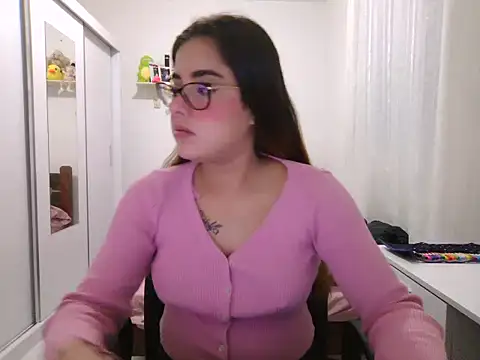 maliamiller online show from May 22, 2026, 8:40 pm
