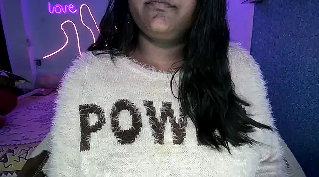 Snapshot of expression_queen chatting on January 25, 2025, 10:18 pm expression queen online show from January 25, 2025, 10:18 pm