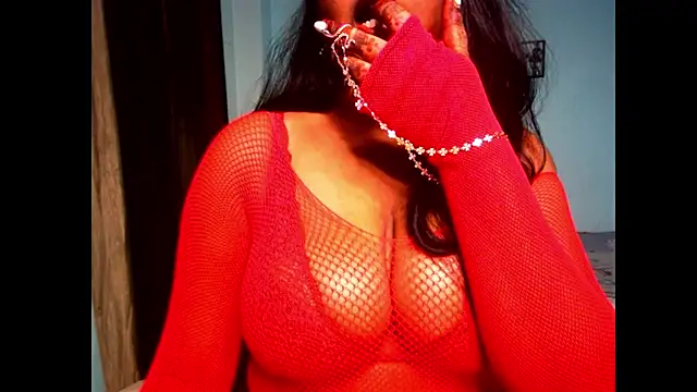 Snapshot of expression_queen chatting on February 18, 2026, 3:19 pm expression queen online show from February 18, 2026, 3:19 pm