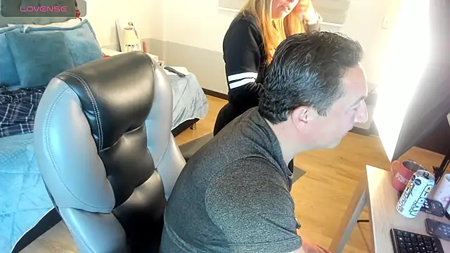 Sam and molly  online show from February 14, 2025, 7:44 pm