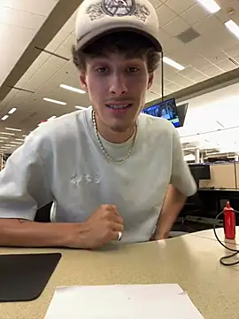 Snapshot of ppahcket chatting on December 11, 2024, 3:24 am ppahcket online show from December 11, 2024, 3:24 am