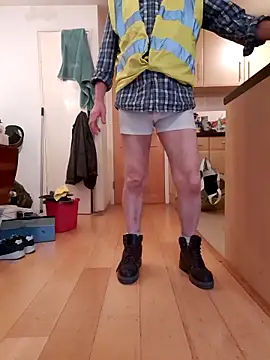 Snapshot of davidpr321 chatting on November 4, 2025, 3:16 pm davidpr321 online show from November 4, 2025, 3:16 pm