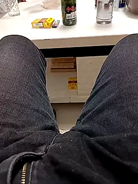 Snapshot of huzi518 chatting on February 26, 2026, 1:55 pm huzi518 online show from February 26, 2026, 1:55 pm