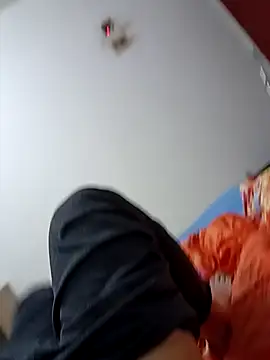 huzi518 online show from November 30, 2025, 2:07 pm