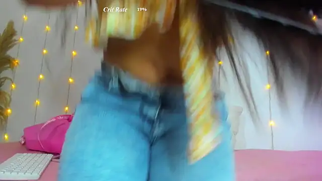 Snapshot of Maisa_issa chatting on May 25, 2026, 1:21 pm Maisa issa online show from May 25, 2026, 1:21 pm