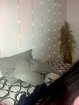 Snapshot of Maisa_issa chatting on September 27, 2025, 2:01 pm Maisa issa online show from September 27, 2025, 2:01 pm