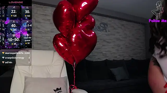 Snapshot of VictoriaMazze chatting on February 13, 2025, 4:00 am VictoriaMazze online show from February 13, 2025, 4:00 am