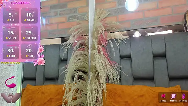 JESSYCORTES online show from March 12, 2026, 2:39 am