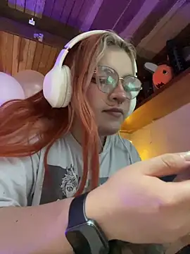 SophiaWeestt99 online show from April 3, 2026, 4:41 am