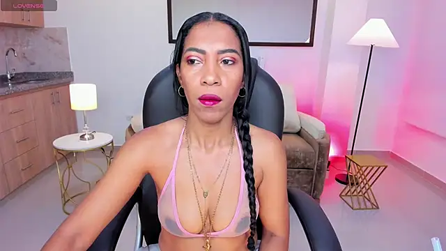 Snapshot of Shantaall_ chatting on October 27, 2025, 7:37 pm Shantaall online show from October 27, 2025, 7:37 pm