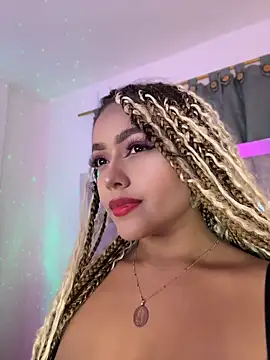 cassyskyle online show from April 18, 2026, 2:25 am