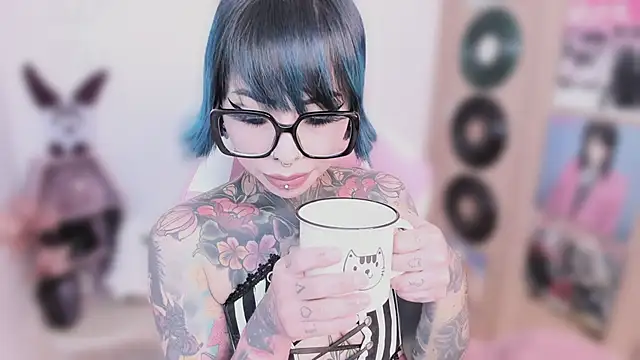 NikkiRamone online show from February 27, 2026, 10:48 am