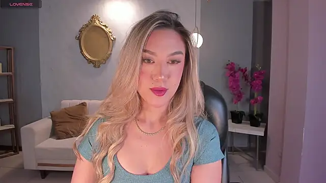 RebeccaHudson online show from February 24, 2026, 7:59 pm