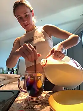 M1ssyk1ssy online show from December 1, 2025, 9:59 pm