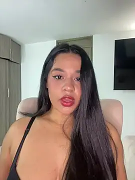 Snapshot of Aitana98_ chatting on May 8, 2026, 1:42 am Aitana98 online show from May 8, 2026, 1:42 am