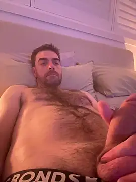 Snapshot of dad_bod_6 chatting on February 8, 2026, 11:41 am dad bod 6 online show from February 8, 2026, 11:41 am