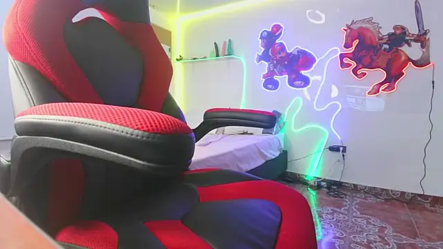 sweetie tsgirl  online show from January 12, 2025, 12:07 am