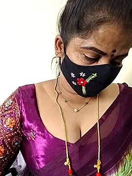 Snapshot of gaurika18 chatting on July 20, 2026, 5:15 am gaurika18 online show from July 20, 2026, 5:15 am