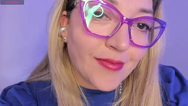 Naty Mature  online show from February 28, 2026, 6:07 pm