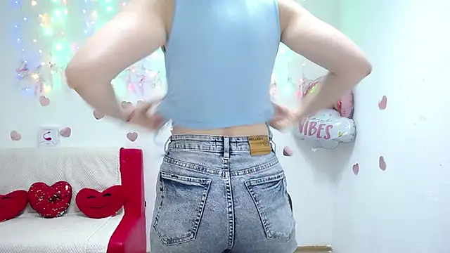 VasilisaSii online show from September 12, 2025, 5:07 am