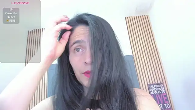 candela collinss online show from March 21, 2025, 2:29 pm