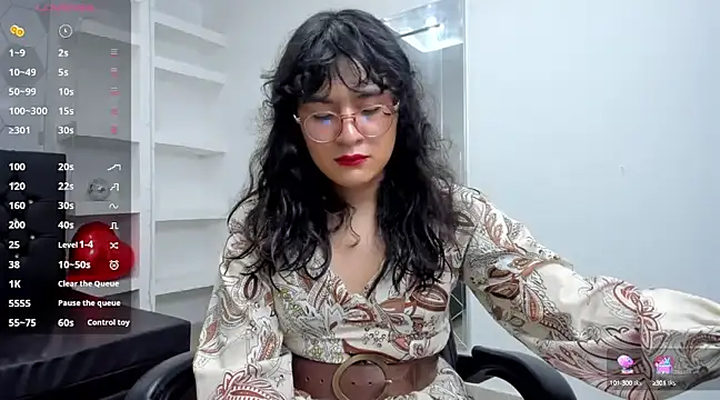 Elith Berry69 online show from March 16, 2025, 8:54 pm