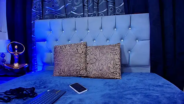 meggan 77 online show from October 26, 2025, 5:41 am