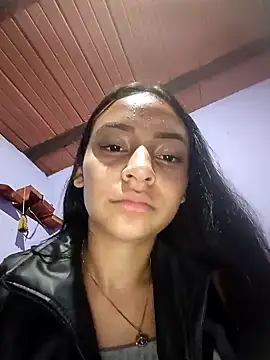 emma ambar online show from February 10, 2025, 12:30 am