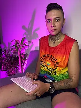 Snapshot of _PhillipBrown chatting on February 24, 2026, 12:17 pm PhillipBrown online show from February 24, 2026, 12:17 pm