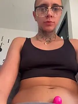 Snapshot of _PhillipBrown chatting on March 15, 2025, 6:43 pm PhillipBrown online show from March 15, 2025, 6:43 pm