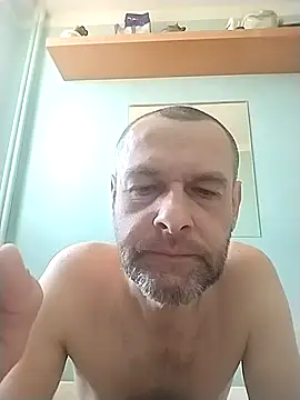 Andrzej-M online show from April 5, 2026, 7:26 am