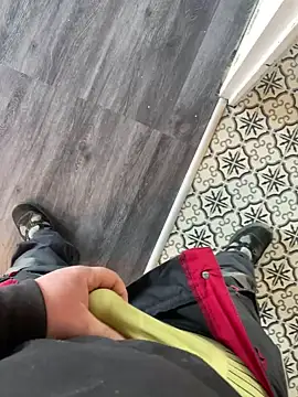 lescoquin2215 online show from December 31, 2024, 8:37 am