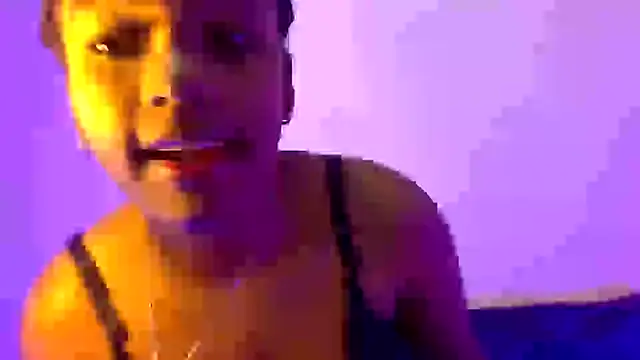 Snapshot of Behla_rouseh chatting on March 16, 2025, 6:34 pm Behla rouseh online show from March 16, 2025, 6:34 pm