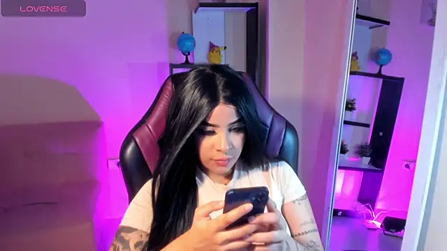 lana 0 online show from December 18, 2024, 12:21 am